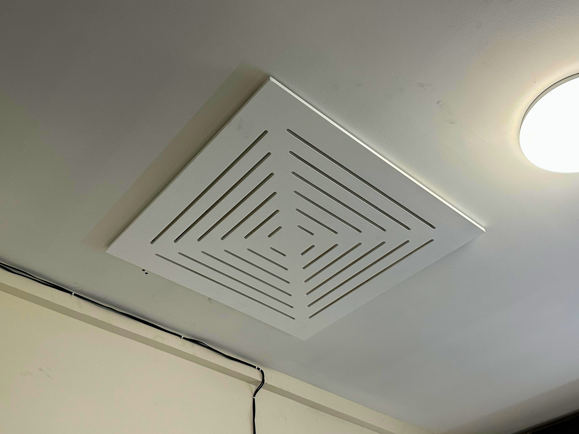 What are the benefits of using Air Vent Covers in home ventilation systems? How can Air Vent Covers be installed and maintained for optimal performance? What types of materials are commonly used in Air Vent Cover construction? Are there customizable options for Air Vent Covers to match different decor styles?