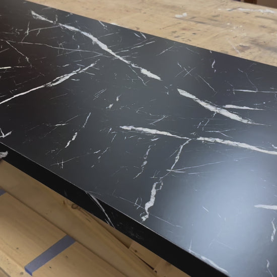 What is the difference between laminate and Formica countertops? Is Formica a good countertop? What is the disadvantage of Formica? Is Formica the cheapest countertop? How long do Formica countertops last? Can you paint over Formica?